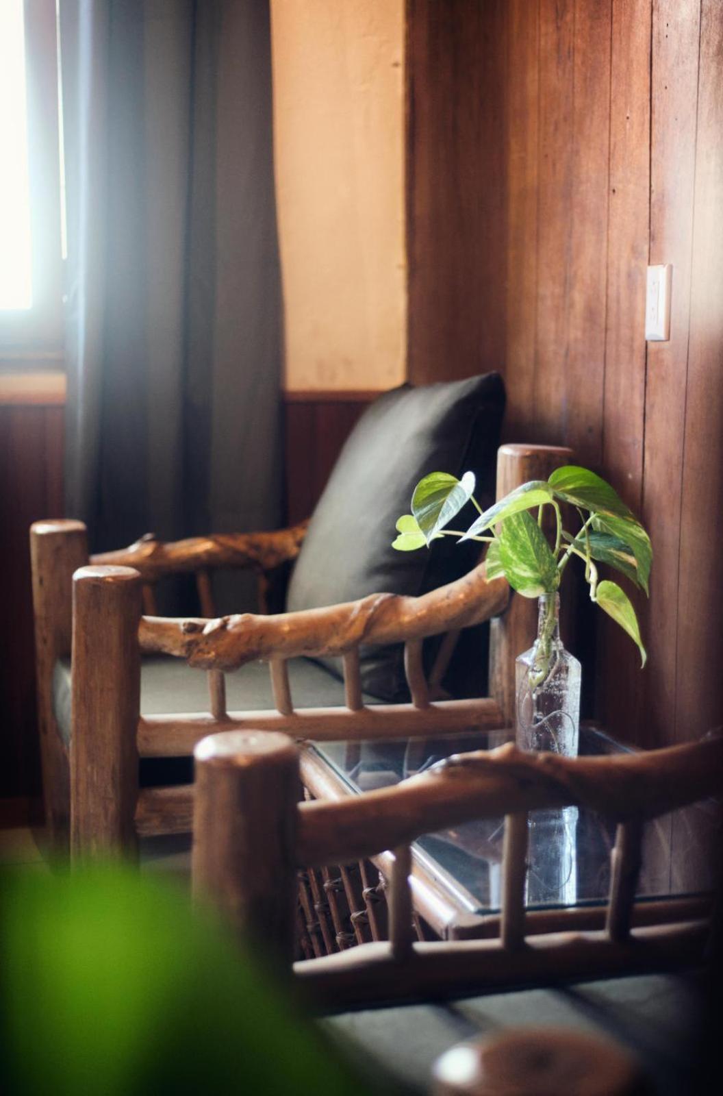 Hostal Don Cenobio ฟลอเรส ภายนอก รูปภาพ